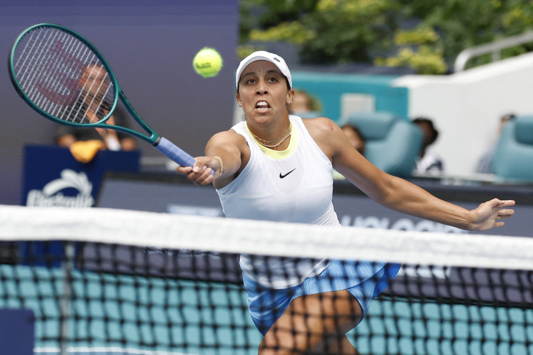 于自己的位 于自己的位